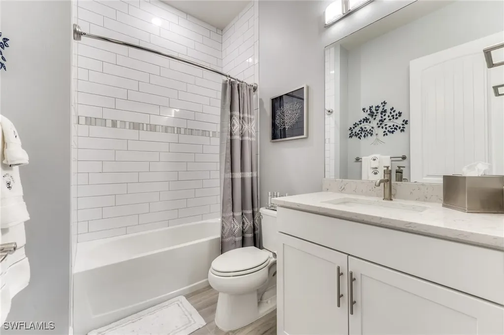 9604 Everglades Drive Naples FL 34120