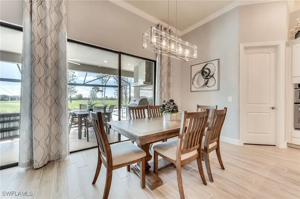 9604 Everglades Drive Naples FL 34120