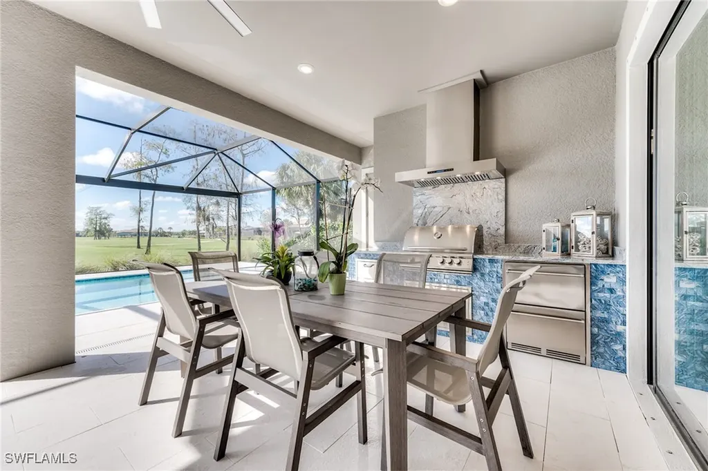 9604 Everglades Drive Naples FL 34120
