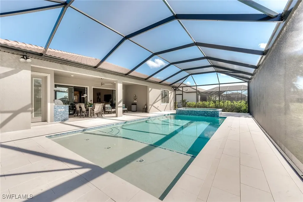 9604 Everglades Drive Naples FL 34120