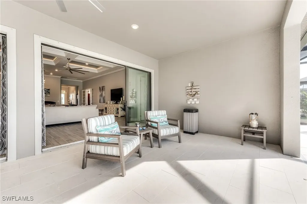 9604 Everglades Drive Naples FL 34120