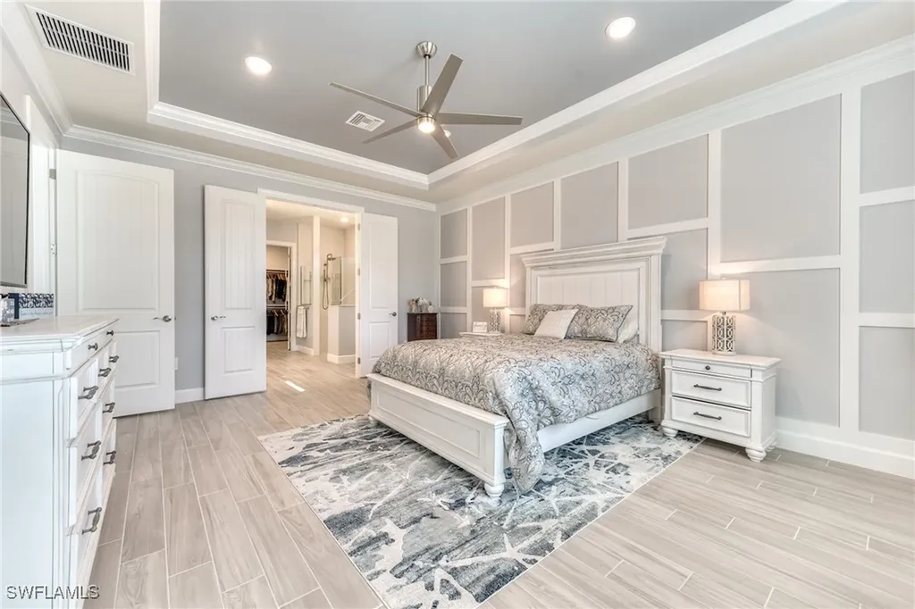 9604 Everglades Drive Naples FL 34120