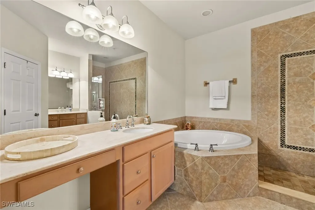 12851 Carrington Circle Naples FL 34105