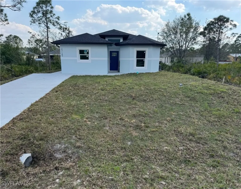 27189 N Twin Lakes Drive Punta Gorda FL 33955