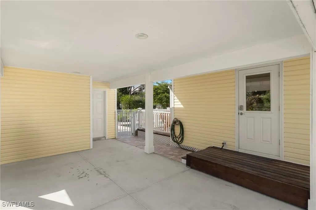 1139 Buttonwood Lane Sanibel FL 33957