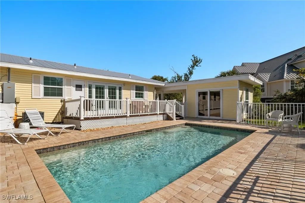 1139 Buttonwood Lane Sanibel FL 33957