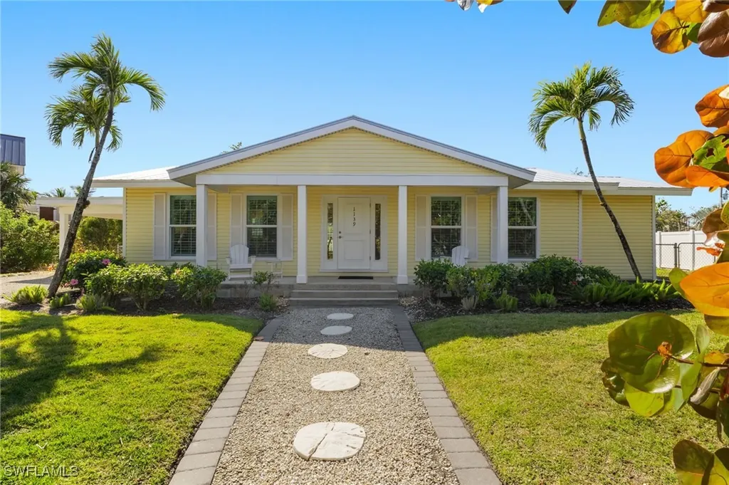 1139 Buttonwood Lane Sanibel FL 33957
