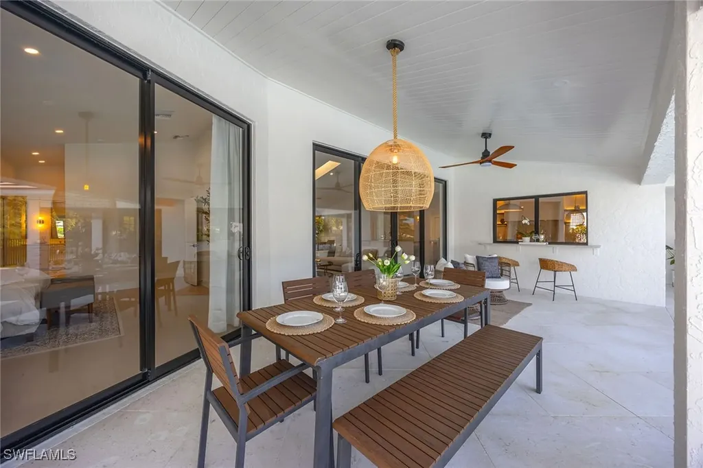 2111 Mission Drive Naples FL 34109