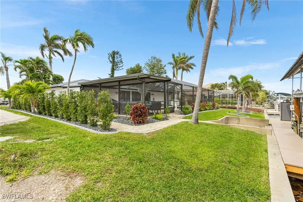 4931 SW 2nd Avenue Cape Coral FL 33914