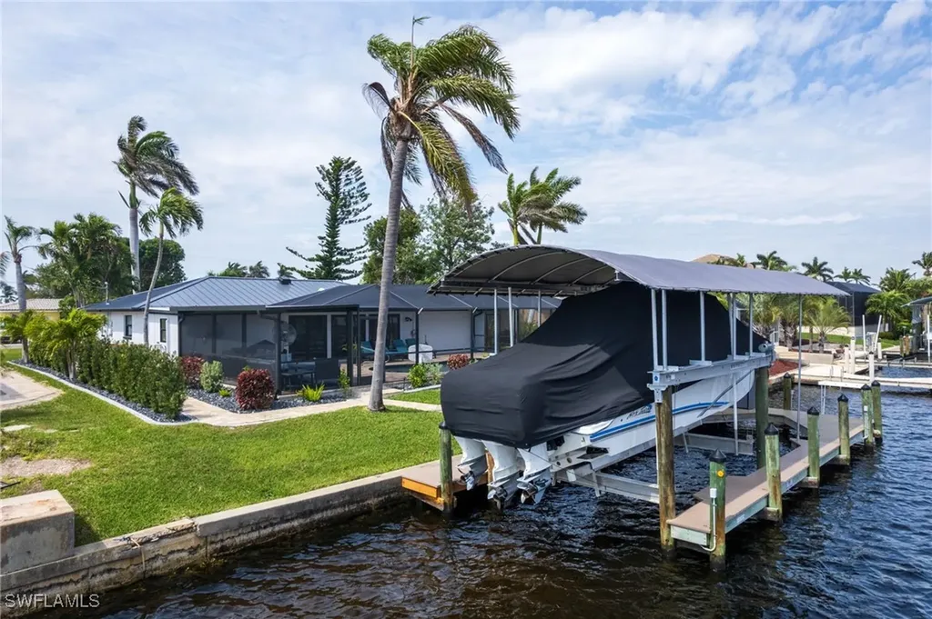 4931 SW 2nd Avenue Cape Coral FL 33914