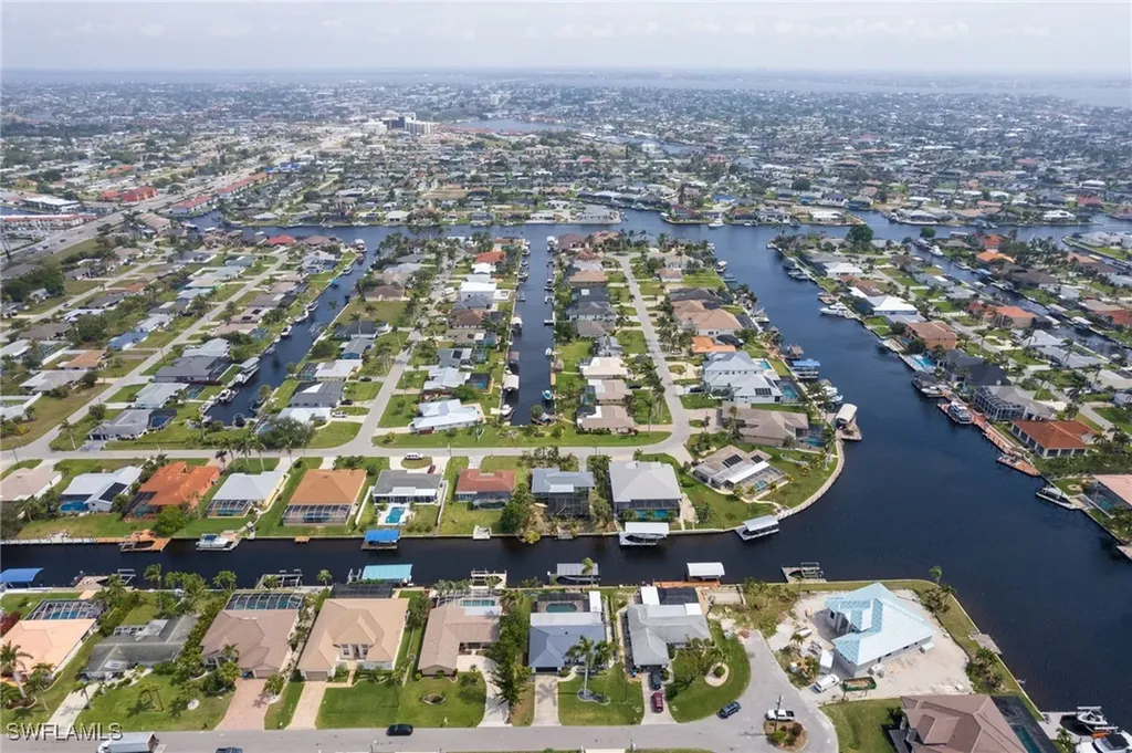 4931 SW 2nd Avenue Cape Coral FL 33914