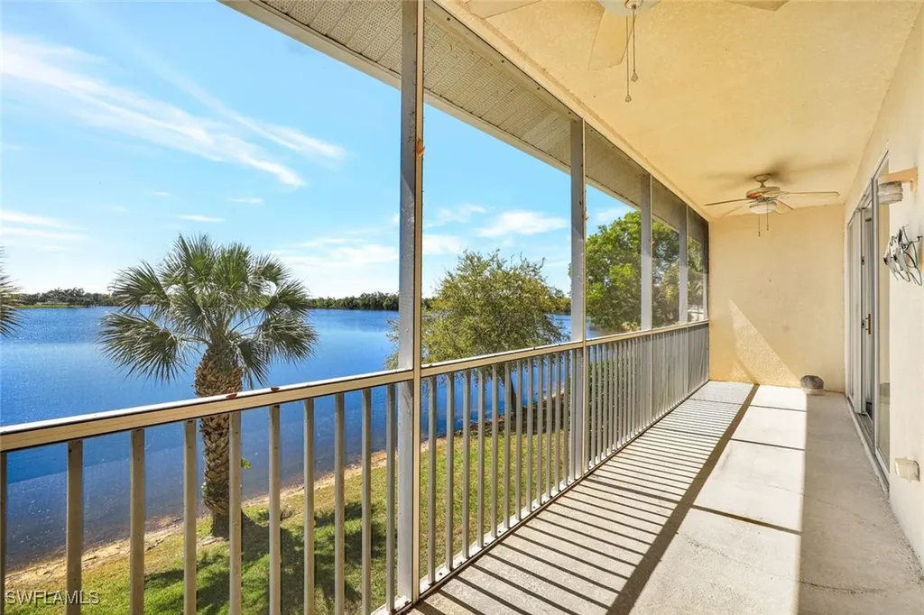 25061 Peacock Lane Naples FL 34114
