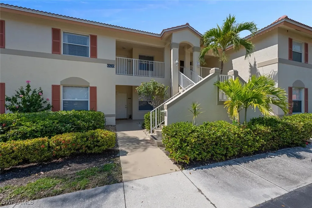 6635 Huntington Lakes Circle Naples FL 34119