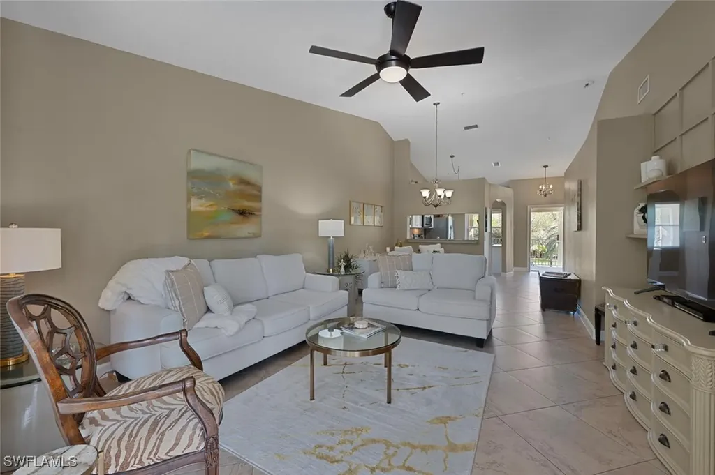 6635 Huntington Lakes Circle Naples FL 34119