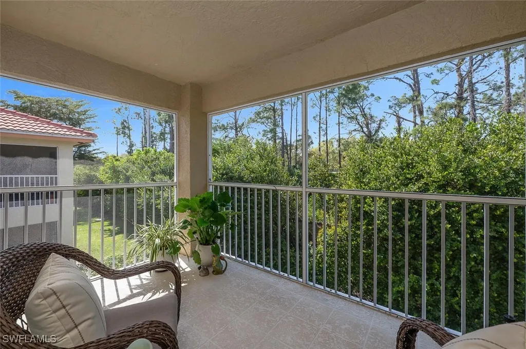 6635 Huntington Lakes Circle Naples FL 34119