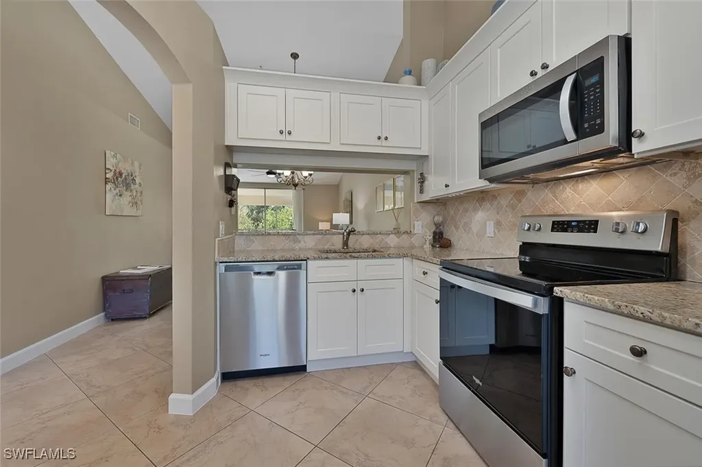 6635 Huntington Lakes Circle Naples FL 34119