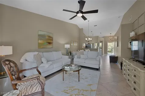 6635 Huntington Lakes Circle Naples FL 34119