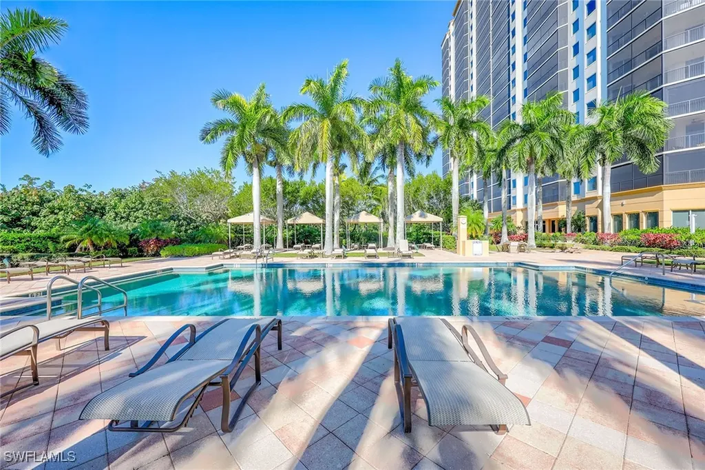 1065 Borghese Lane Naples FL 34114
