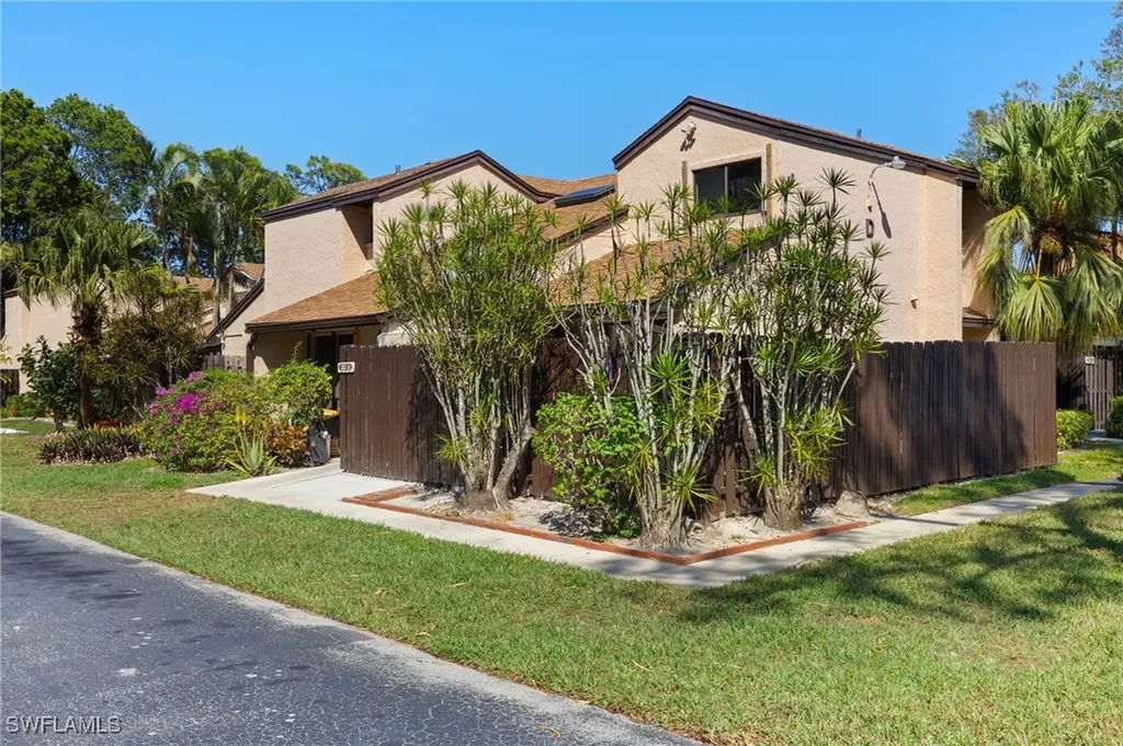 1861 Crystal Drive Fort Myers FL 33907