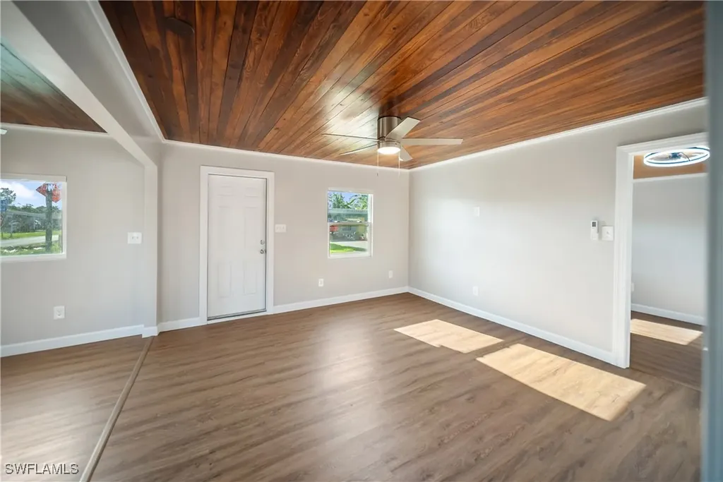 1157 4th Way North Fort Myers FL 33903