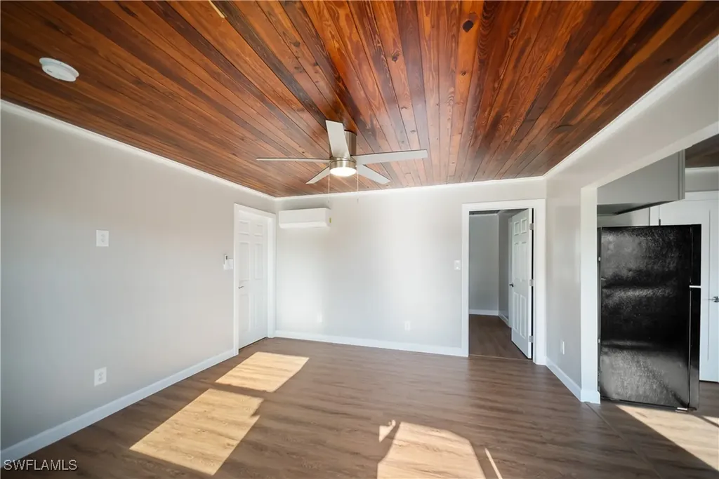 1157 4th Way North Fort Myers FL 33903
