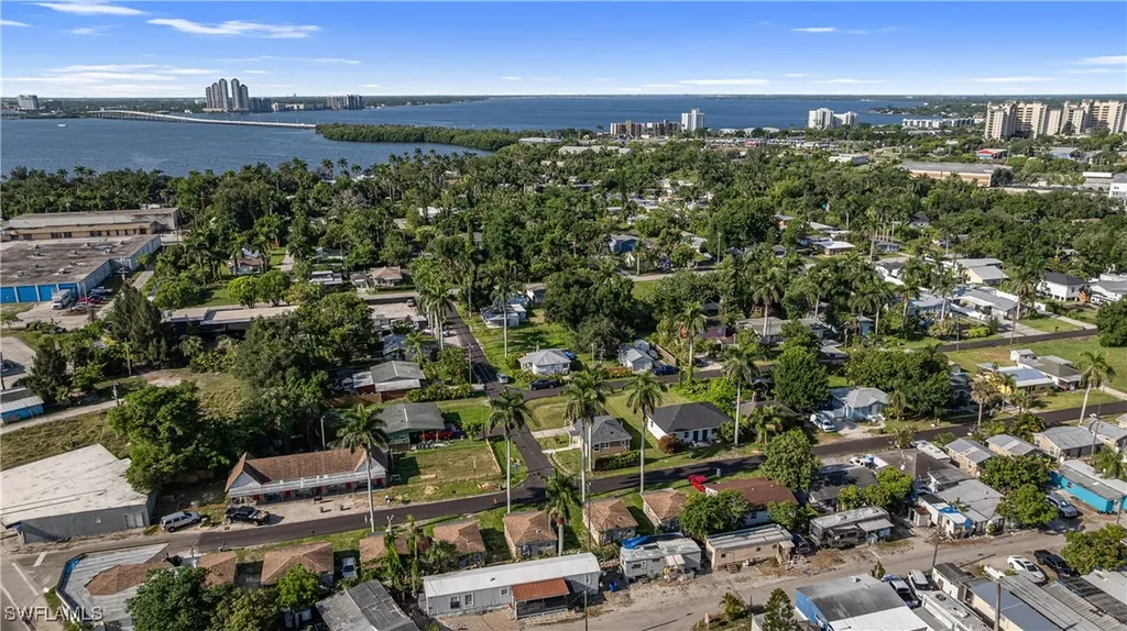 1157 4th Way North Fort Myers FL 33903