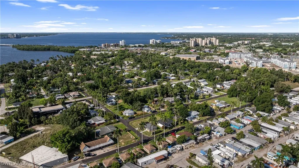1157 4th Way North Fort Myers FL 33903