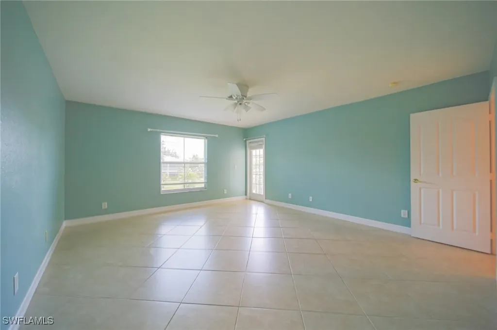 800 Diamond Circle Naples FL 34110