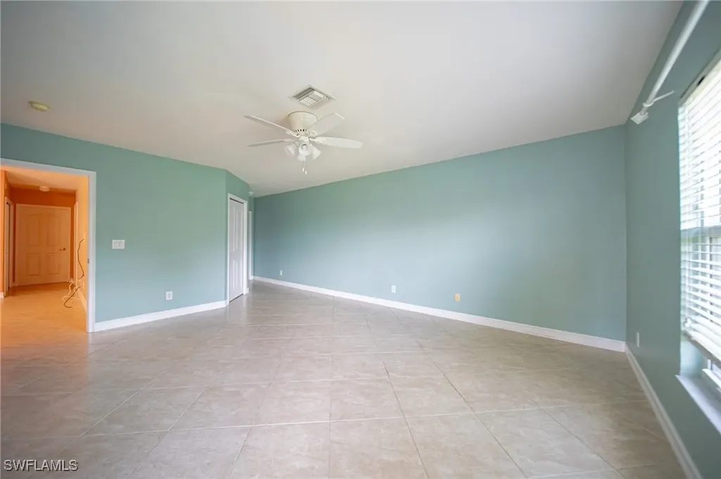 800 Diamond Circle Naples FL 34110