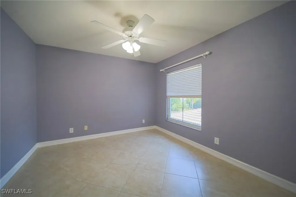 800 Diamond Circle Naples FL 34110