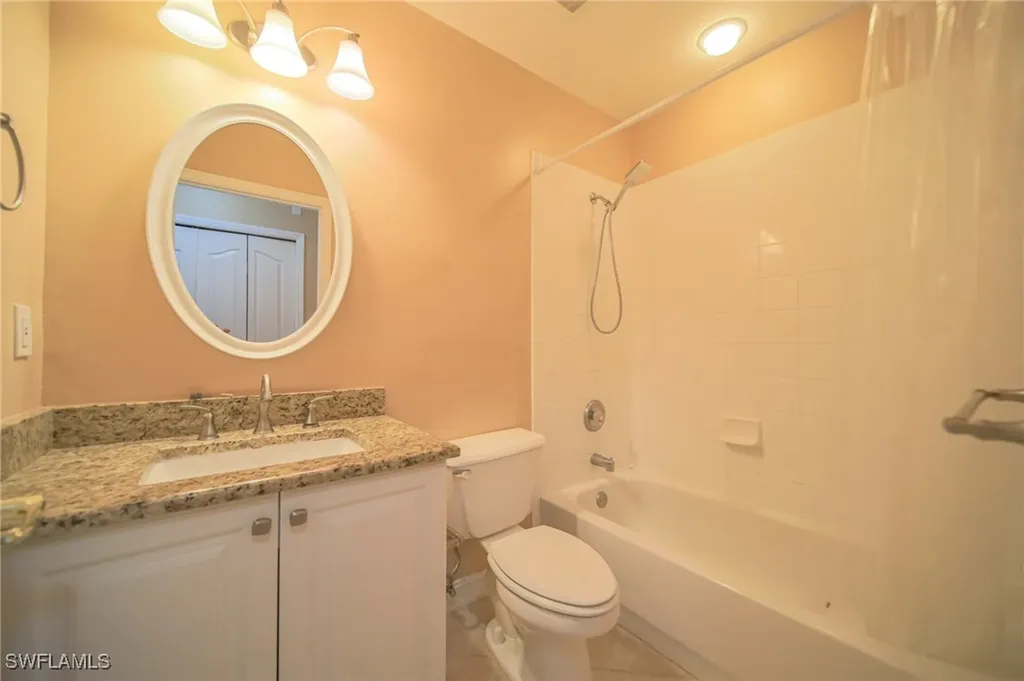 800 Diamond Circle Naples FL 34110