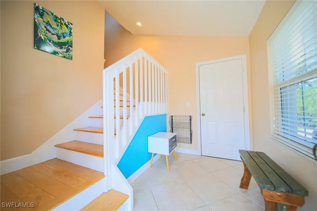800 Diamond Circle Naples FL 34110