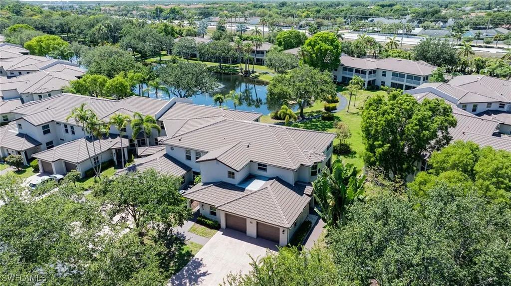 800 Diamond Circle Naples FL 34110