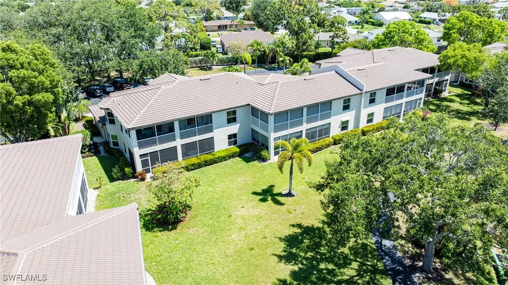 800 Diamond Circle Naples FL 34110