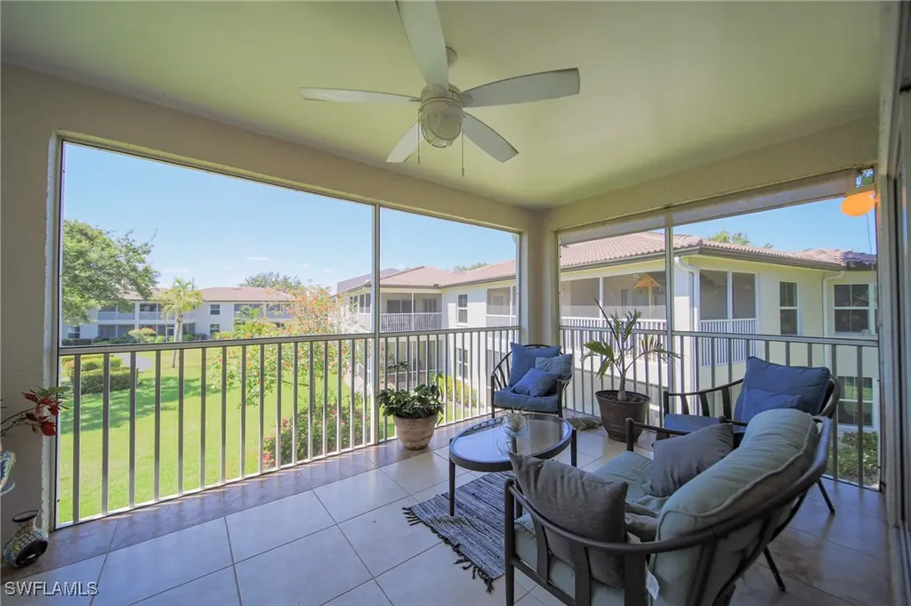 800 Diamond Circle Naples FL 34110