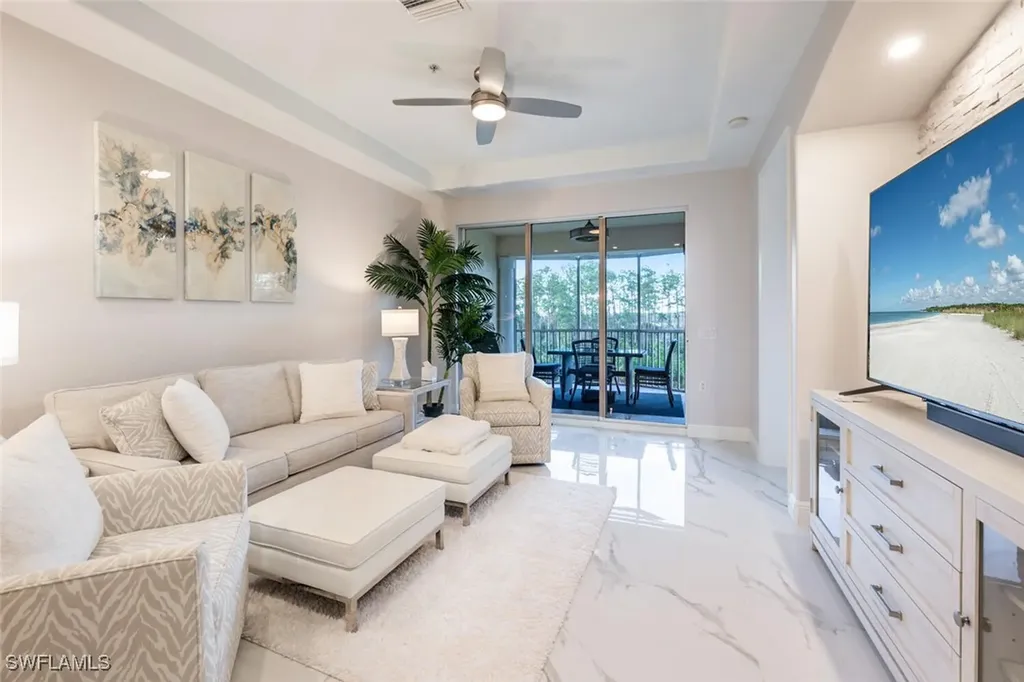4863 Hampshire Court Naples FL 34112