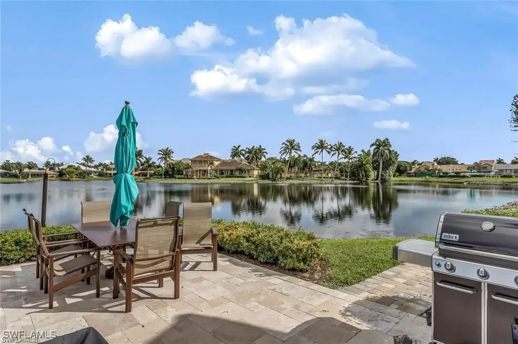 4170 Crayton Road Naples FL 34103