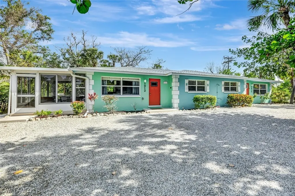 1012/1014 E Gulf Drive Sanibel FL 33957