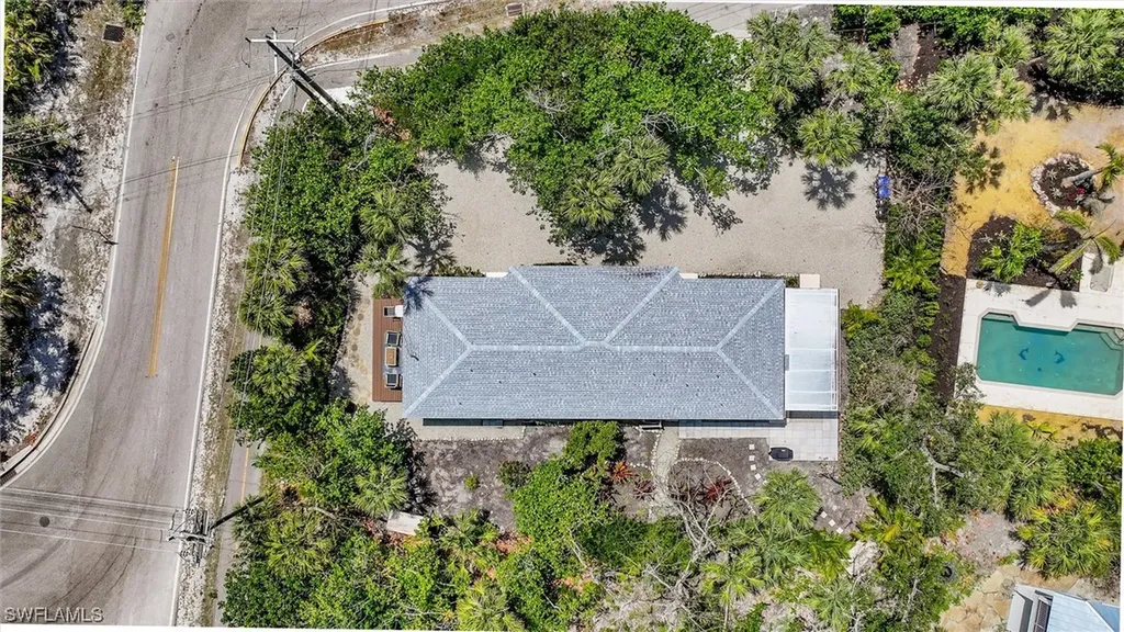 1012/1014 E Gulf Drive Sanibel FL 33957
