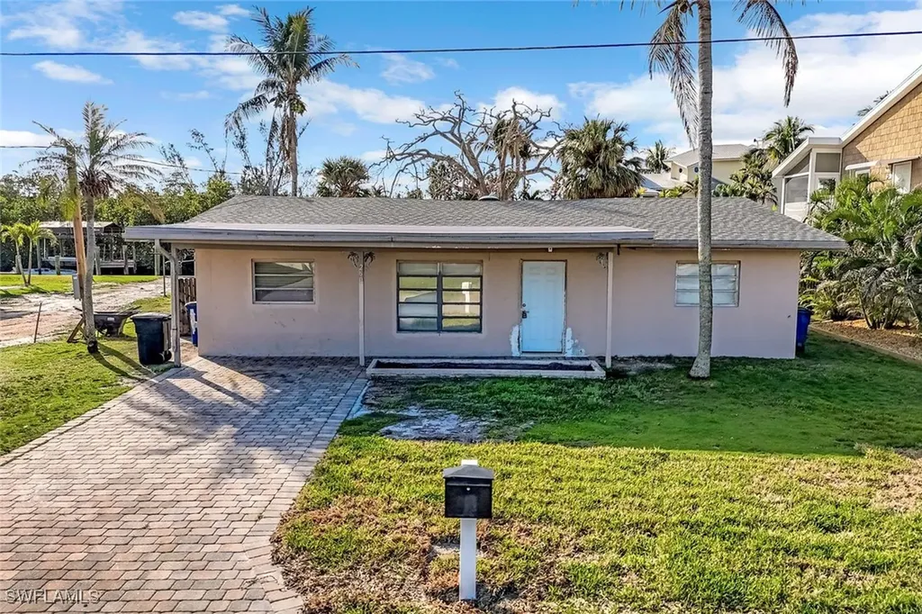 260 Sterling Avenue Fort Myers Beach FL 33931