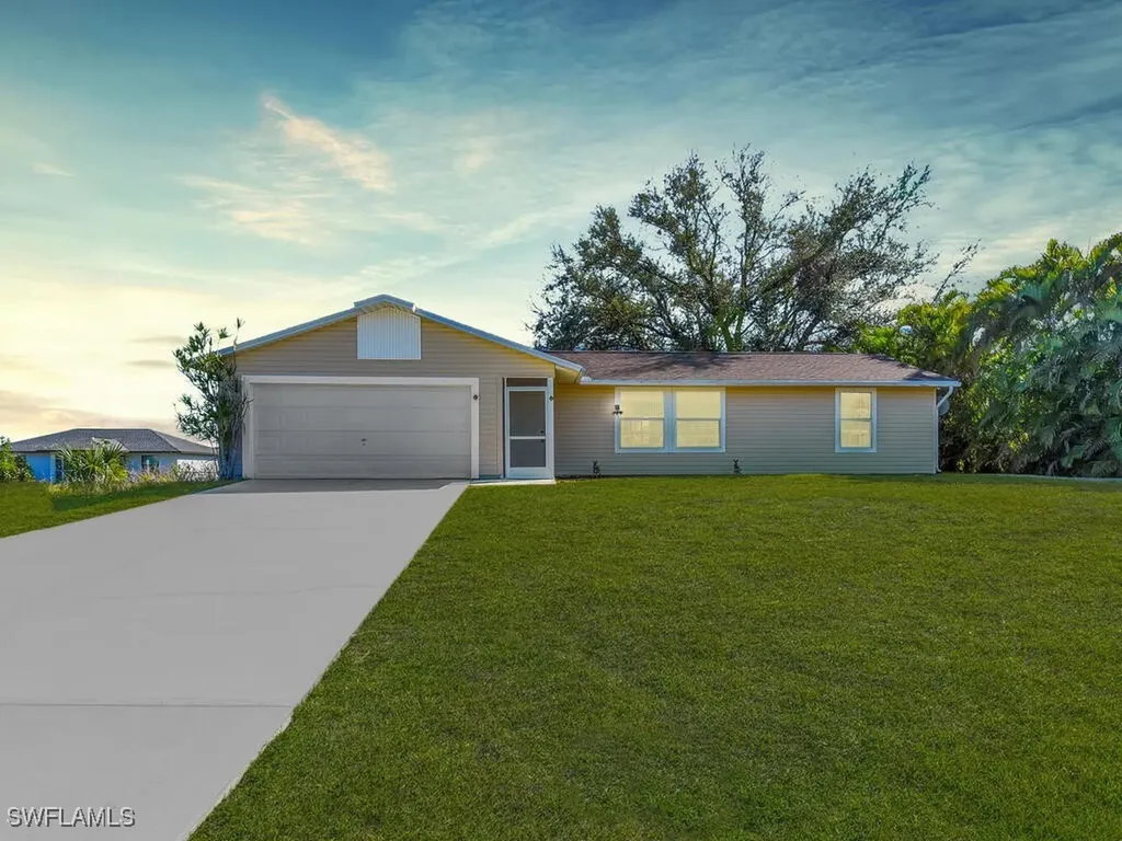 302 NW 5th Terrace Cape Coral FL 33993