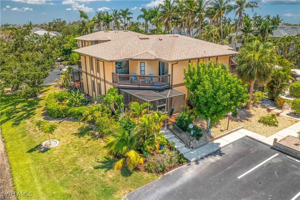 13533 Siesta Pines Court Fort Myers FL 33908