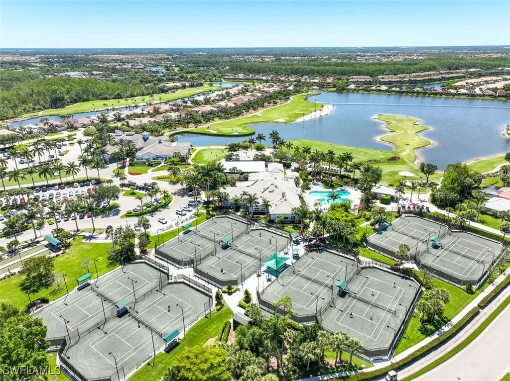 10061 Oakhurst Way Fort Myers FL 33913