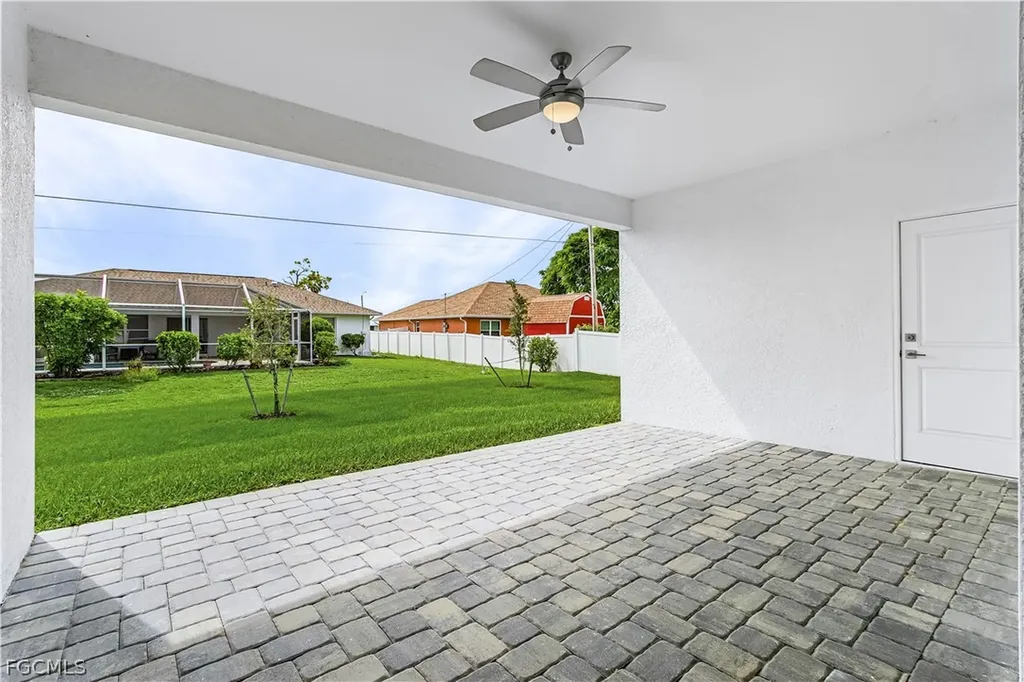 4521 Agualinda Boulevard Cape Coral FL 33914