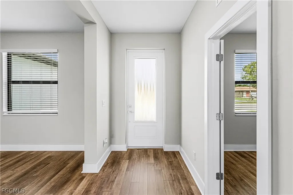 4521 Agualinda Boulevard Cape Coral FL 33914
