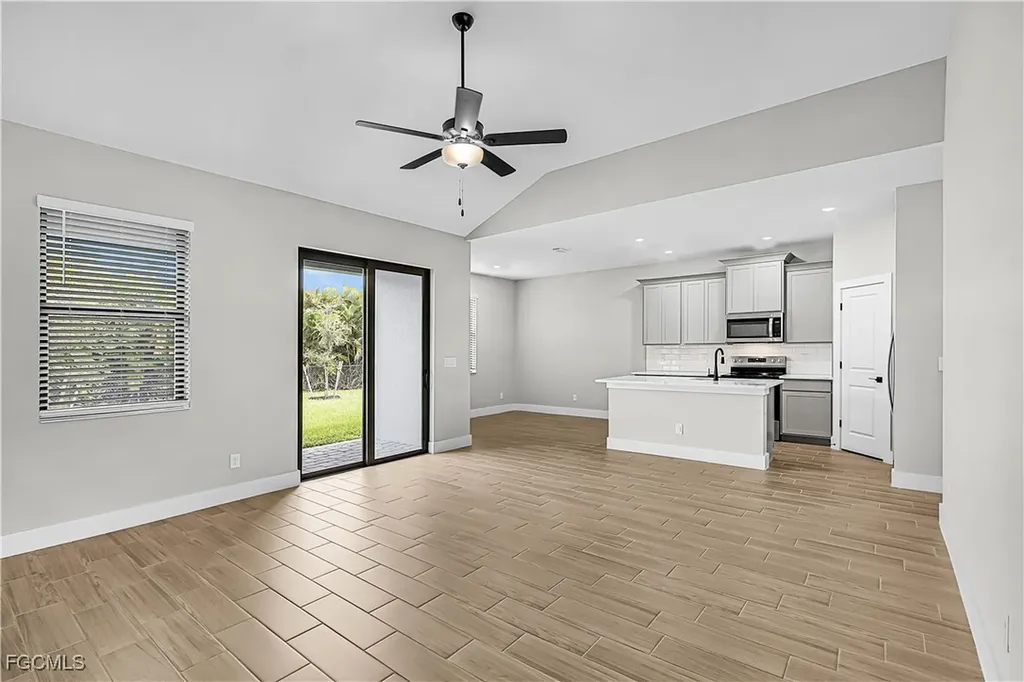 219 SE 5th Avenue Cape Coral FL 33990