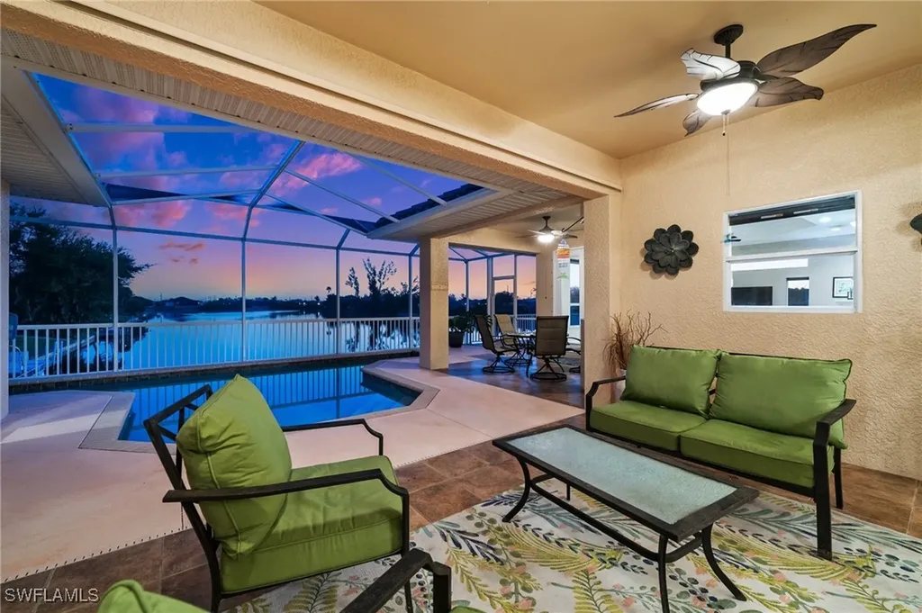 2115 SW 4th Street Cape Coral FL 33991