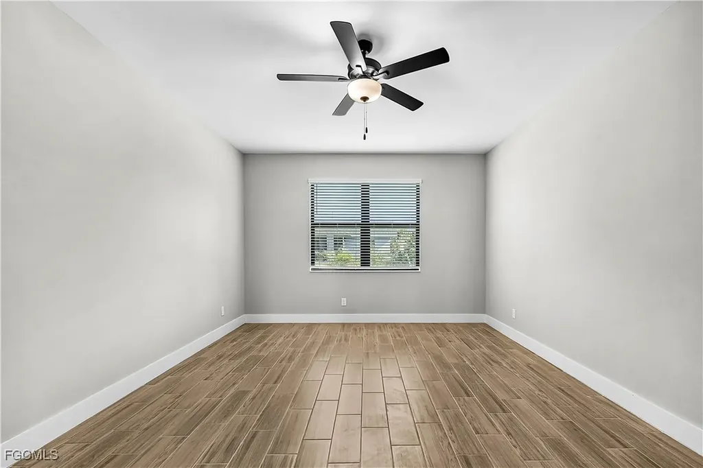 1705 SW 13th Street Cape Coral FL 33991