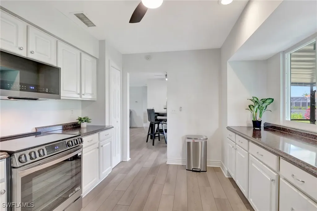 1903 SE 15th Street Cape Coral FL 33990