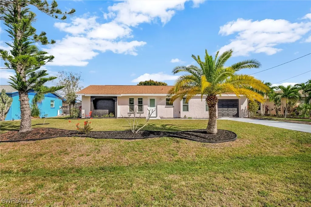 1903 SE 15th Street Cape Coral FL 33990